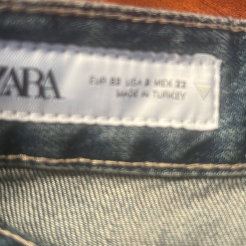 NWT TRF LOW RISE STRAIGHT CUT CROPPED JEANS - Picture 8 of 11